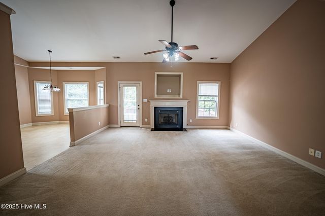 120 Secretariat Drive, Sneads Ferry, NC 28460