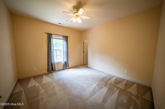 120 Secretariat Drive, Sneads Ferry, NC 28460
