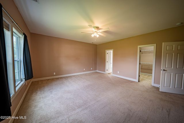 120 Secretariat Drive, Sneads Ferry, NC 28460