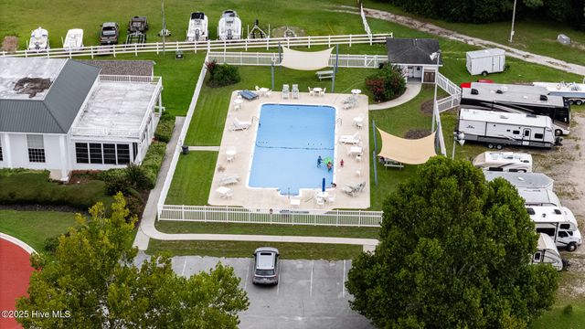 120 Secretariat Drive, Sneads Ferry, NC 28460