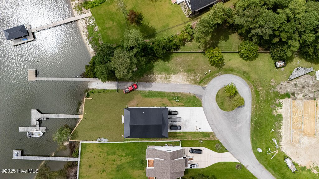 120 Secretariat Drive, Sneads Ferry, NC 28460