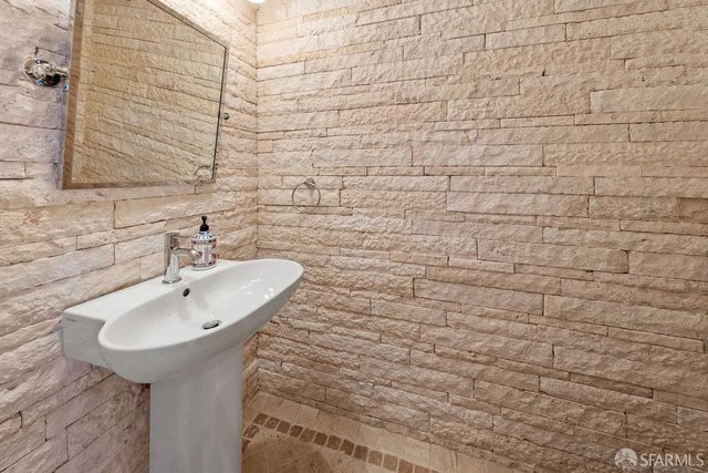 720 Clementina Street, San Francisco, CA 94103