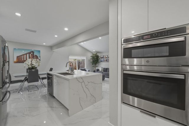 11120 NW 27TH Place, Sunrise, FL 33322