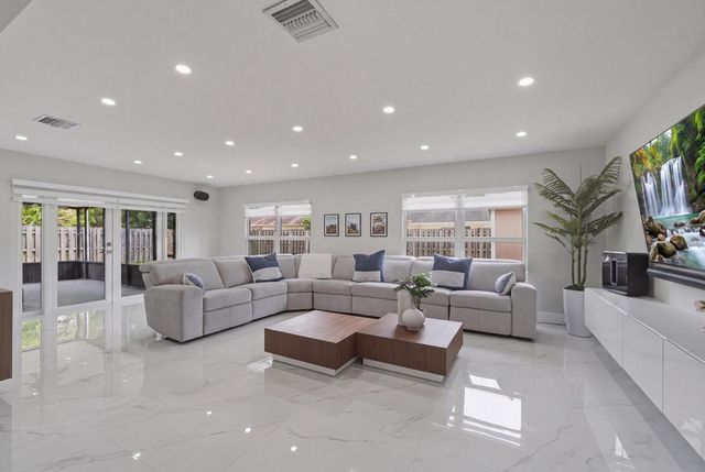 11120 NW 27TH Place, Sunrise, FL 33322