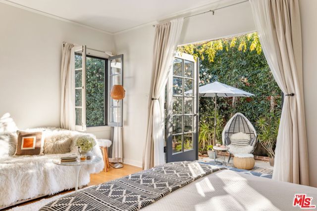 4420 Ambrose Terrace, Los Angeles, CA 90027