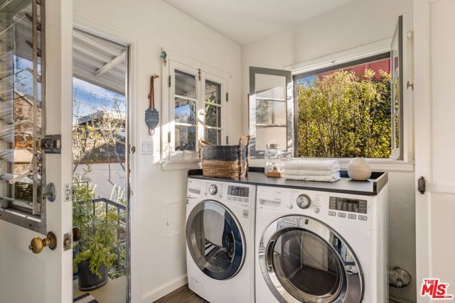 4420 Ambrose Terrace, Los Angeles, CA 90027