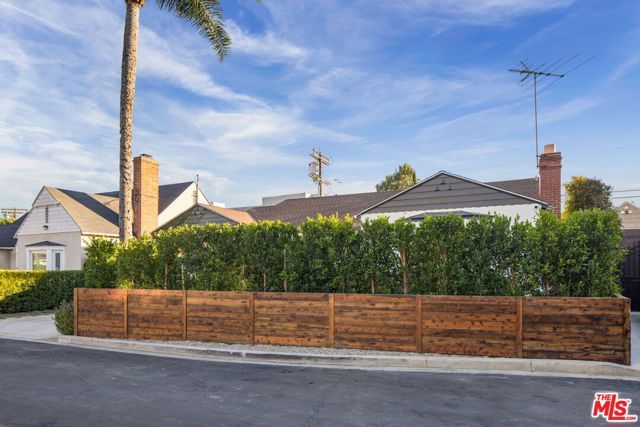 4420 Ambrose Terrace, Los Angeles, CA 90027