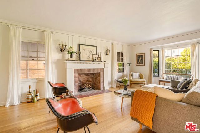 4420 Ambrose Terrace, Los Angeles, CA 90027