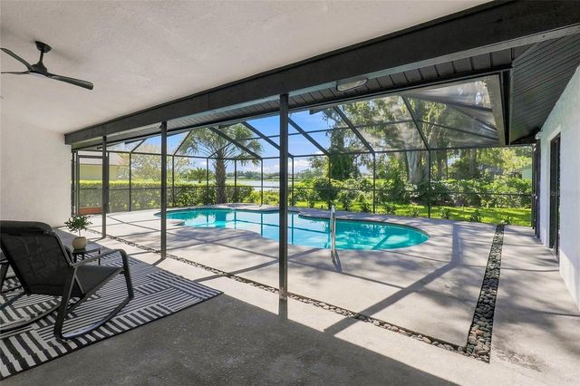 2889 HAMMOCK DRIVE, Plant City, FL 33566