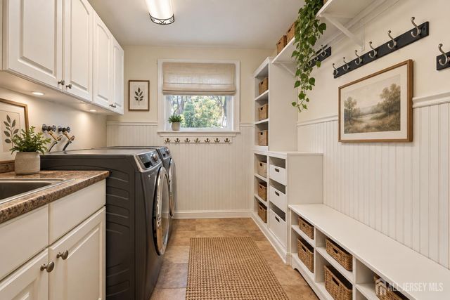 3 Phyllis Place, East Brunswick, NJ 08850