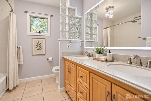 3 Phyllis Place, East Brunswick, NJ 08850