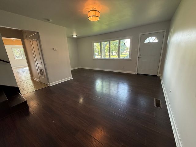 916 Williams Street, Calumet City, IL 60409