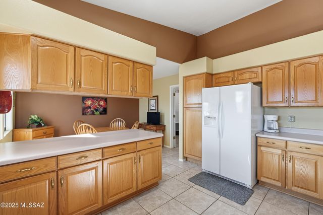 1461 W Hidden Crest Ct Court, Green Valley, AZ 85622