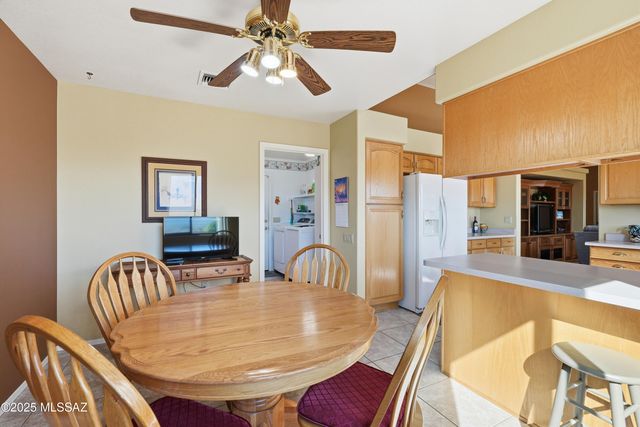 1461 W Hidden Crest Ct Court, Green Valley, AZ 85622