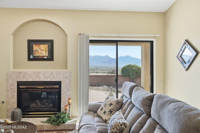 1461 W Hidden Crest Ct Court, Green Valley, AZ 85622