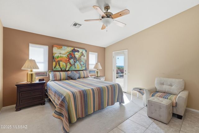 1461 W Hidden Crest Ct Court, Green Valley, AZ 85622