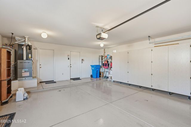 1461 W Hidden Crest Ct Court, Green Valley, AZ 85622