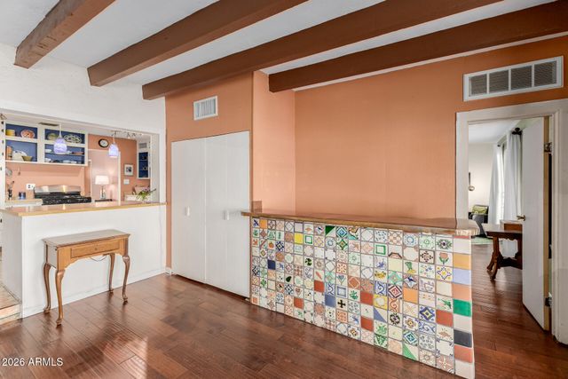 416 E PAPAGO Drive, Tempe, AZ 85288