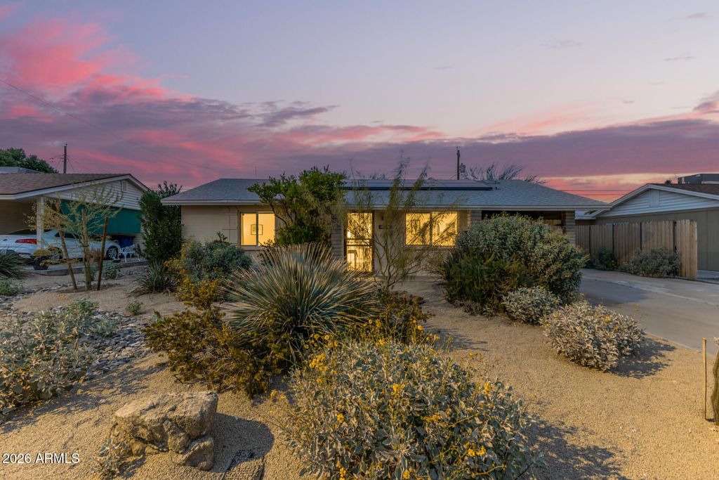 416 E PAPAGO Drive, Tempe, AZ 85288