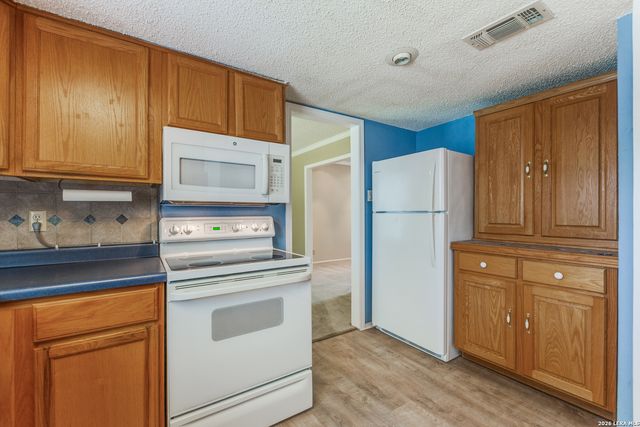 15101 Encino Verde, San Antonio, TX 78232