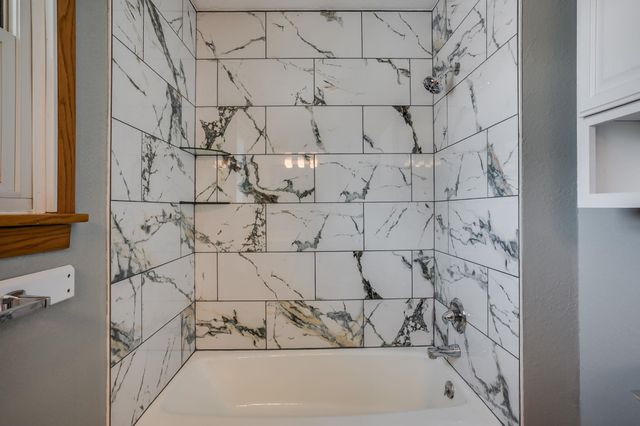 2902 S Saint Paul Ave, Wichita, KS 67217