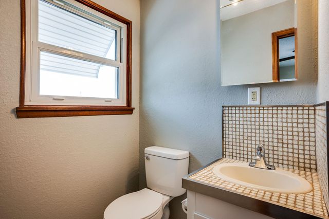 2902 S Saint Paul Ave, Wichita, KS 67217