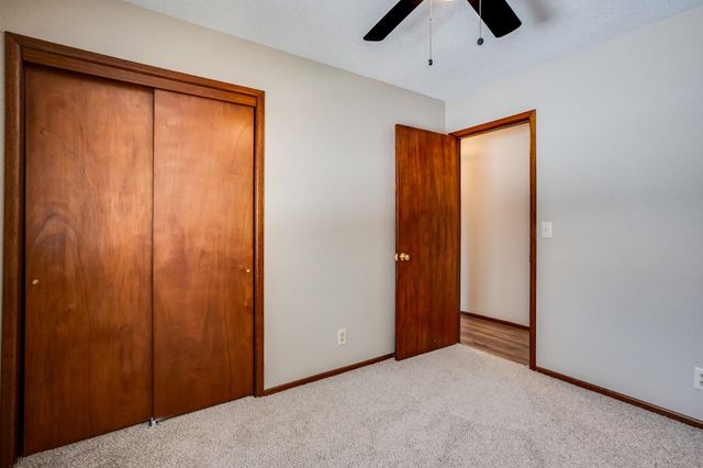 2902 S Saint Paul Ave, Wichita, KS 67217