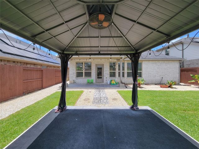 28638 Monarch Cliffs Drive, Fulshear, TX 77441