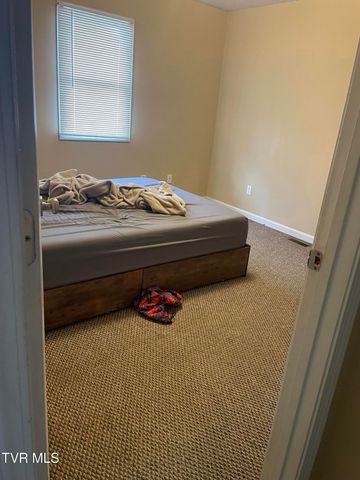 1012 Grindstaff Avenue, Elizabethton, TN 37643