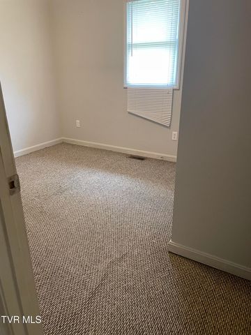 1012 Grindstaff Avenue, Elizabethton, TN 37643