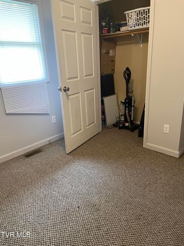 1012 Grindstaff Avenue, Elizabethton, TN 37643