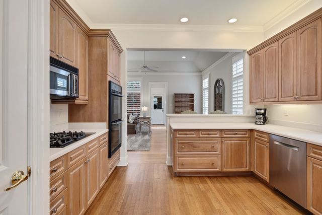 7182 AINSWORTH DR, Germantown, TN 38138