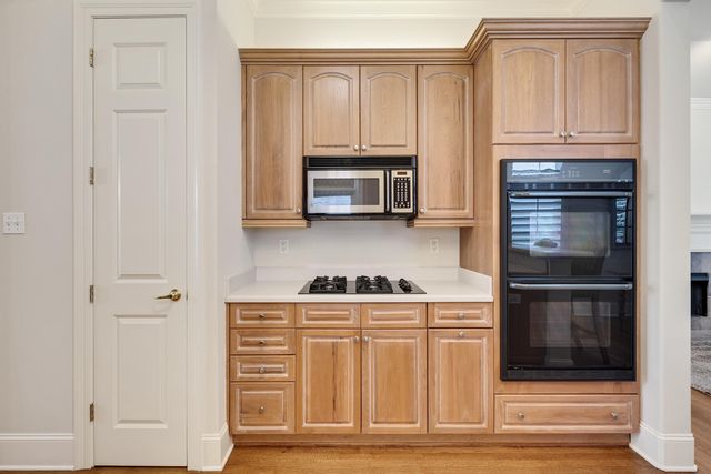 7182 AINSWORTH DR, Germantown, TN 38138