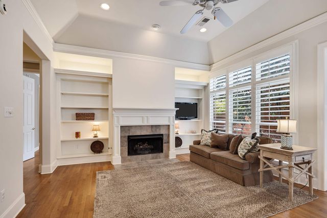 7182 AINSWORTH DR, Germantown, TN 38138