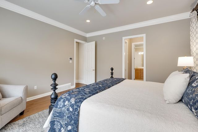 7182 AINSWORTH DR, Germantown, TN 38138