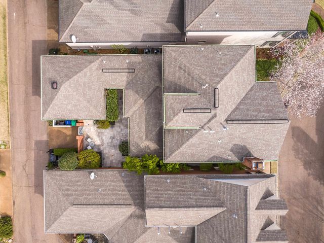 7182 AINSWORTH DR, Germantown, TN 38138