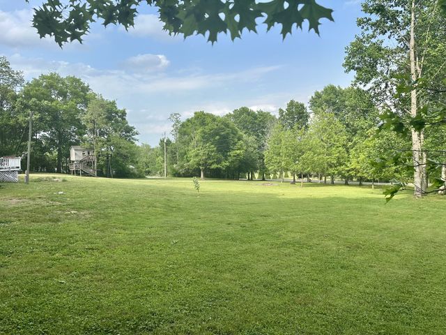 4002 Rippey Lake Rd, Mount Pleasant, TN 38474