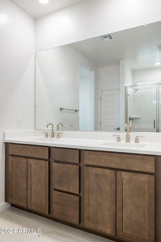 6963 W BUCKHORN Trail, Peoria, AZ 85383