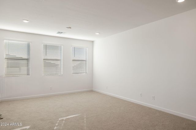 6963 W BUCKHORN Trail, Peoria, AZ 85383