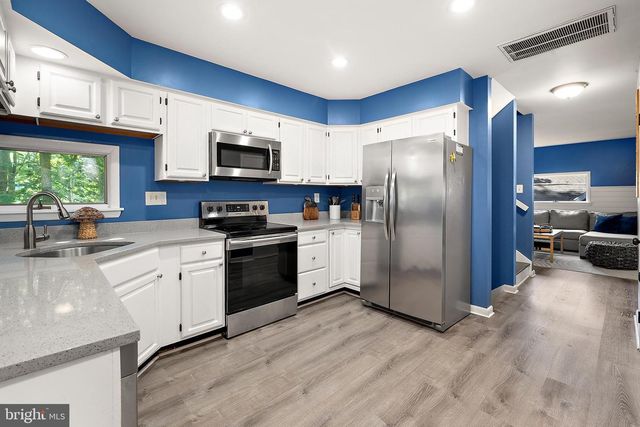 582 OCEAN PKWY, Ocean Pines, MD 21811