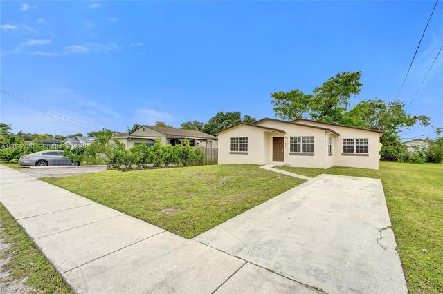 5532 SW 22nd St, West Park, FL 33023