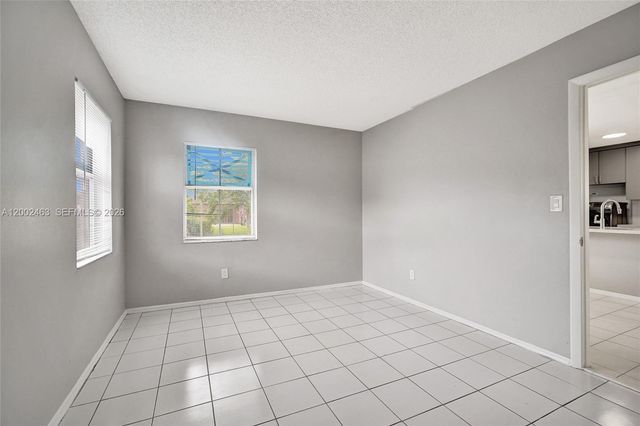 5532 SW 22nd St, West Park, FL 33023