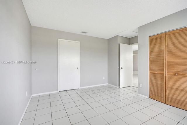 5532 SW 22nd St, West Park, FL 33023