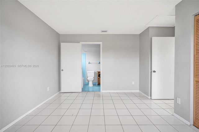 5532 SW 22nd St, West Park, FL 33023