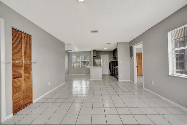 5532 SW 22nd St, West Park, FL 33023