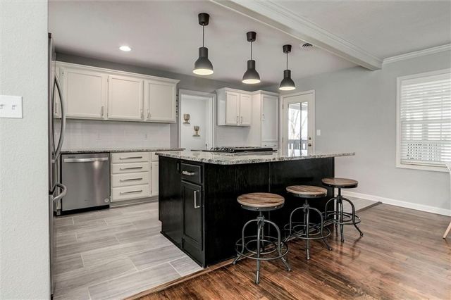 7237 Floyd Street, Overland Park, KS 66204