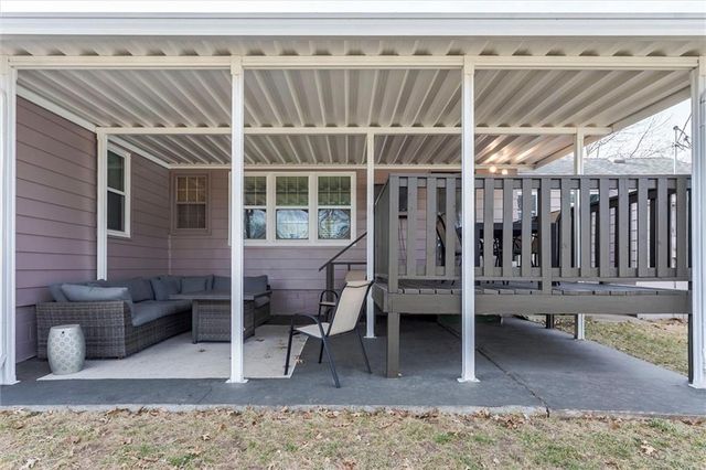 7237 Floyd Street, Overland Park, KS 66204