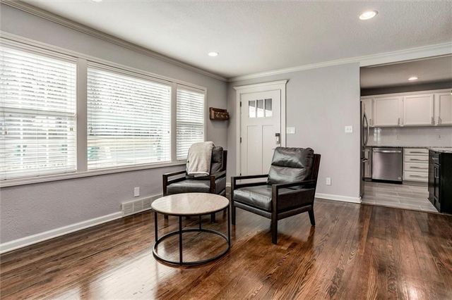 7237 Floyd Street, Overland Park, KS 66204