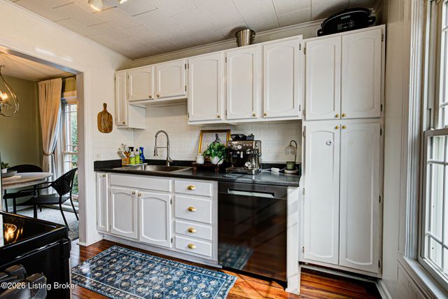 2020 Emerson Ave, Louisville, KY 40205