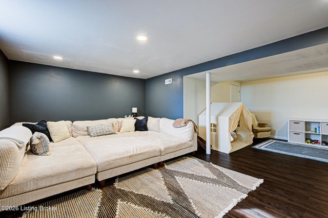 2020 Emerson Ave, Louisville, KY 40205